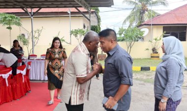 Kapolres-Kupang-Gelar-Open-House-Natal-2025-Bersama-Personel-Polres,-Rangkul-Warga-dalam-Kasih-dan-Kebersamaan