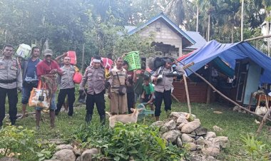 Wakapolsek-Amarasi-Tinjau-Lokasi-Longsor-di-Amarasi-Barat,-21-KK-Terdampak-Dievakuasi