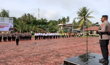 Pimpin-apel-Siaga-Bersama,-Kapolres-Kupang:-Apel-Siaga-Bukan-Sekadar-Seremonial,-Wujud-Penegasan-Komitmen-kita-untuk-hadir-ditengah-Masyarakat--sebagai-Pelindung-Pengayom-dan-Pelayan-serta-Sebagai-Penegak-Hukum