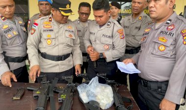 Polres-Kupang-Rutin-Periksa-Kelengkapan-Senjata-Api-Dinas,-Wujud-Komitmen-Cegah-Penyalahgunaan