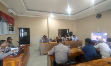 Wakapolres-Kupang-dan-PJU-Ikuti-Reses-Komisi-III-DPR-RI-Secara-Virtual