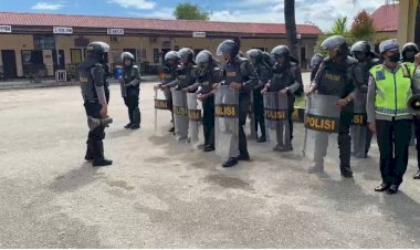 Polres-Kupang-Gelar-Latihan-Alarm-Stelling,-Tingkatkan-Kesiapsiagaan-Pengamanan-Markas