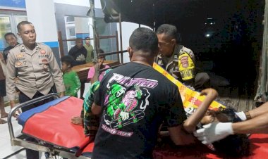 Respons-Cepat-Polsek-Takari,-Evakuasi-Warga-Sakit-Parah-ke-Puskesmas