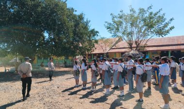 Libatkan-TNI,-Polri-dan-Satpol-PP,-Kecamatan-Amfoang-Timur-Matangkan-Persiapan-HUT-RI-ke-81-di-Wilayah-Perbatasan