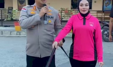 Kapolres-Kupang-Lepas-Dua-Truk-Bantuan,-Kepedulian-Mengalir-untuk-Korban-Bencana-Flores