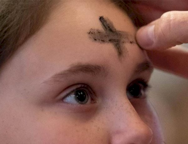 Ketika Dua Puasa Bertemu: Teguran Sunyi bagi Indonesia