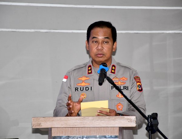 Kapolda NTT Pimpin Apel Siaga Kamtibmas, Tegaskan Sinergi “NTT untuk Indonesia”