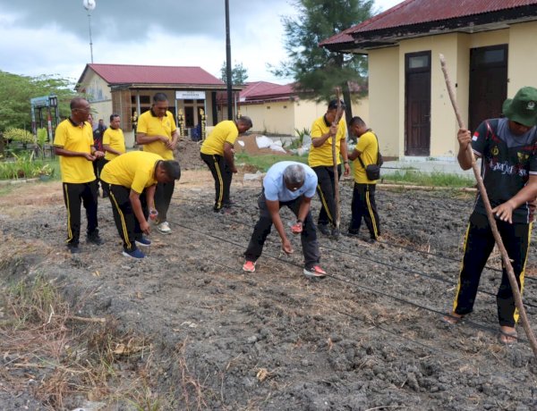 Polres Kupang Laksanakan Penanaman Jagung Pulut di Lahan Eco Wisata Tantya Sudirajati