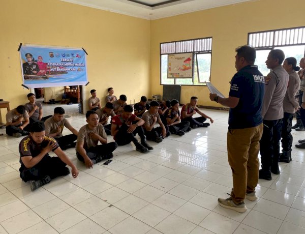 Jaga Kesehatan Mental Personel, 21 Anggota Dalmas Polres Kupang Ikuti Terapi USEFT