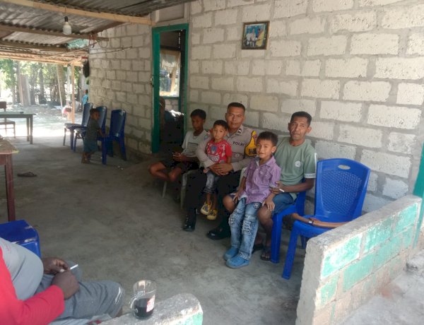 Bhabinkamtibmas Oelomin Intensifkan Sambang, Ingatkan Warga Cegah Kekerasan terhadap Anak dan Perempuan
