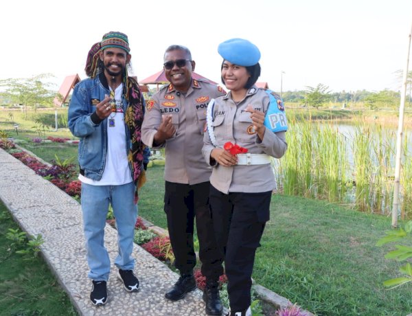 Kagumi Eco Wisata Polres Kupang, Konten Kreator Asal Kota Kupang Produksi Konten Lelucon Bersama Kapolres dan Polwan