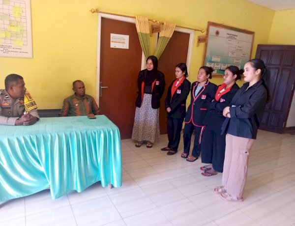 Bhabinkamtibmas Ajak Mahasiswa KKN Kampanyekan Kesehatan kepada Masyarakat di Penfui Timur