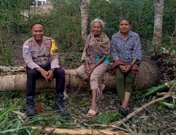 Manfaatkan Suasana Santai, Bhabinkamtibmas Sambang Warga dan Ajak Masyarakat Cegah TPPO