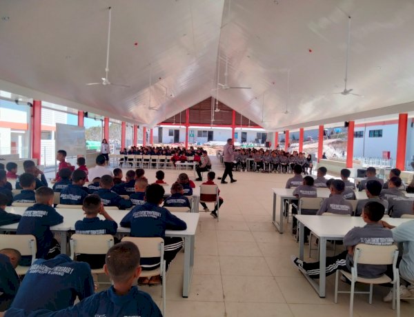 Polres Kupang Perkuat Karakter Generasi Muda Lewat Pembekalan di Sekolah Rakyat