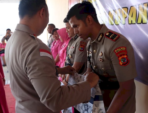 Kenal Pamit Polres Kupang Penuh Haru, Kapolres Titip Pesan: Doa, Usaha, Ikhtiar dan Tawakal