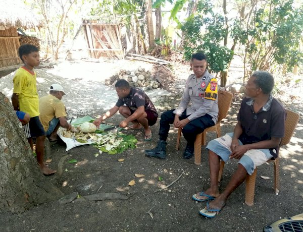 Bhabinkamtibmas Polsek Kupang Timur Imbau Warga Vaksinasi Ternak Anjing, Cegah Penyebaran Rabies