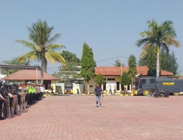 Polres Kupang Siaga Penuh Antisipasi Aksi Unjuk Rasa Dua Tahun Kabinet Merah Putih