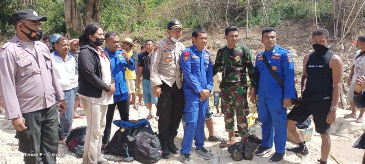 Aksi Heroik Anggota Ditpolair Polda NTT Selamatkan Bocah Tenggelam di Sungai Beleno Kupang