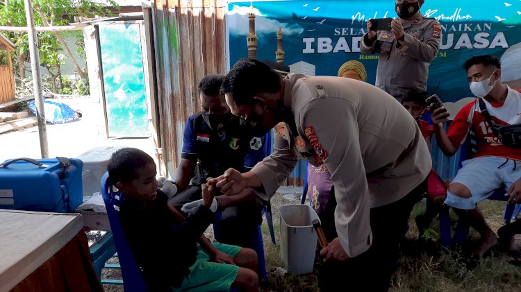 Kapolres Kupang Gelar Vaksinasi Serentak 1 Juta Booster di Komplek Masjid Al Falah Manikin