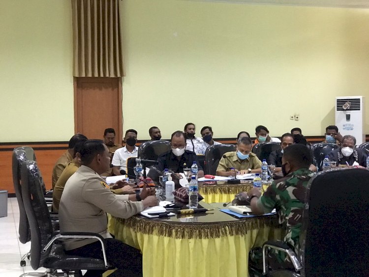 Kapolres Kupang Sampaikan Beberapa Hal Penting Dalam Rapat Bersama PMD Jelang Pilkades Serentak
