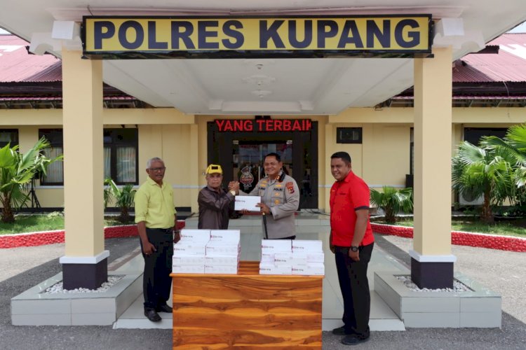 Polres Kupang dapat Bantuan Alat Tes Covid-19 dari Ketua DPRD Kabupaten Kupang