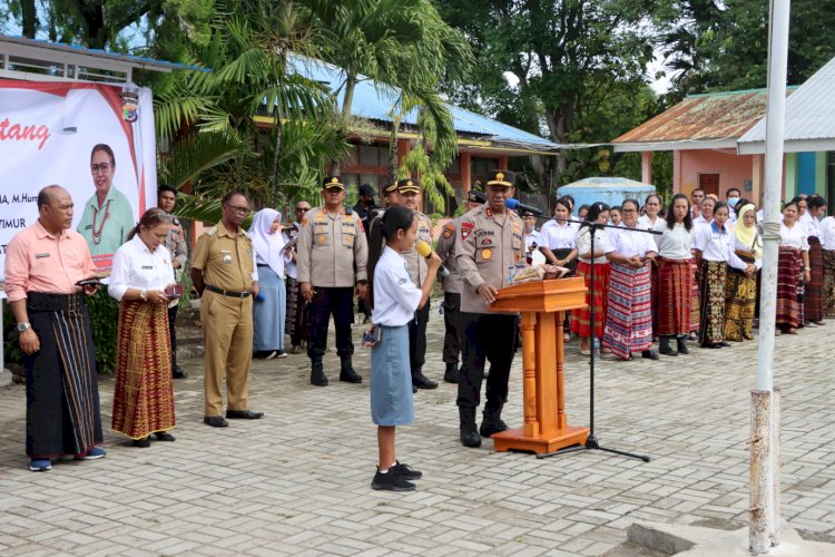 Siswa SMAN 1 Kupang Timur, Unjuk Kebolehan didepan Kapolda NTT