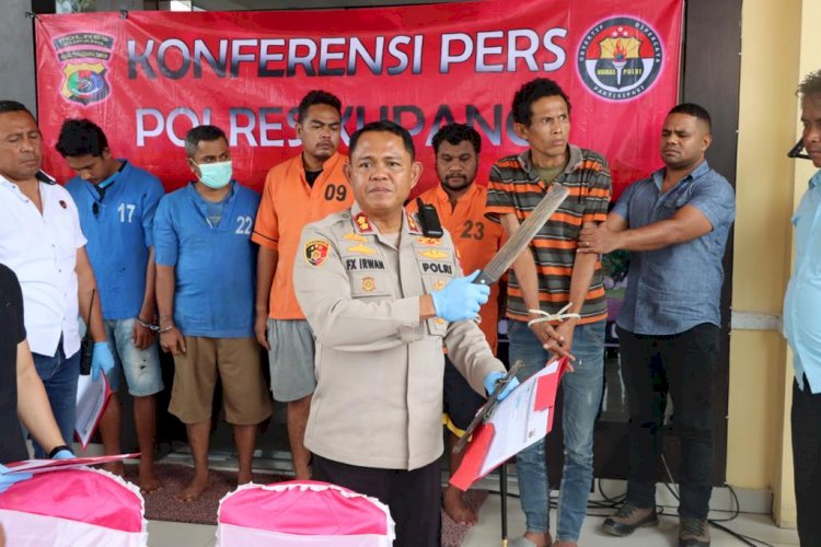 Press Release Dua Kasus Menonjol, Kapolres Kupang Ungkap Motif Para Pelaku