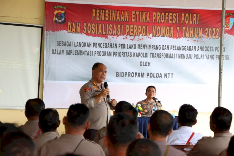 Kabid Propam Polda  NTT Pimpin  Tim Lakukan Sosialisasi Perpol 7 Tahun 2022 di Polres Kupang