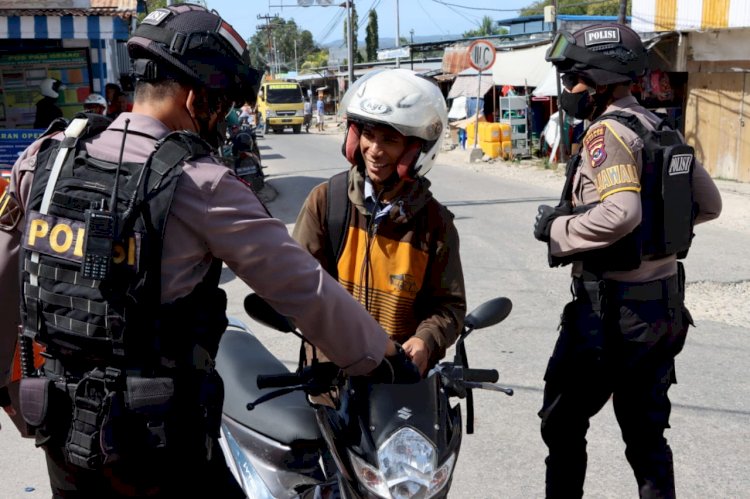 Dalmas Polres Kupang, Bukan Hanya Pengurai Massa Saat Unjuk Rasa
