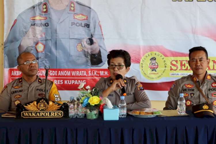 Pimpin Anev Bhabinkamtibmas, Wakapolres Kupang Tekankan Sikap Netralitas Dalam Pemilu 2024