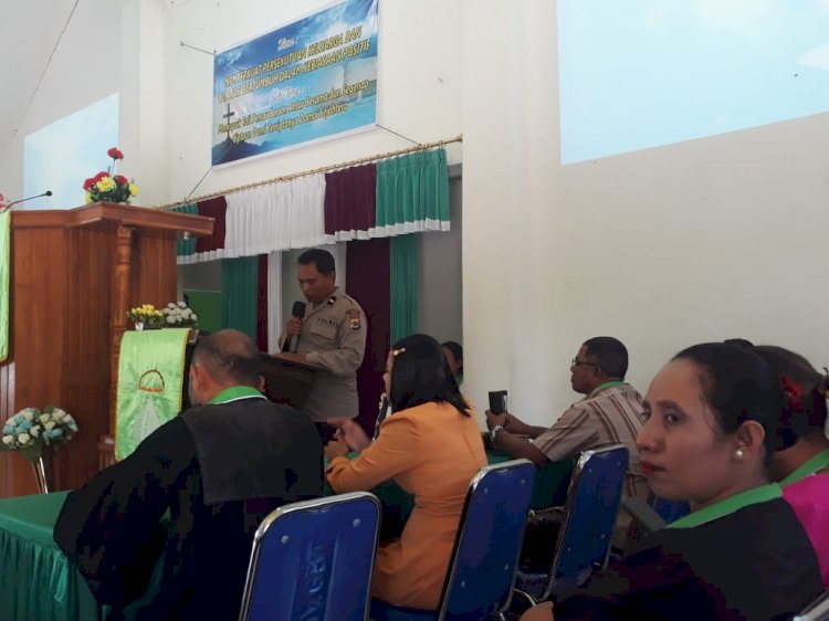 Gelar Minggu Kasih, Polres Kupang Ikuti Ibadat Mingguan Bersama Jemaat Bait'el Manusak