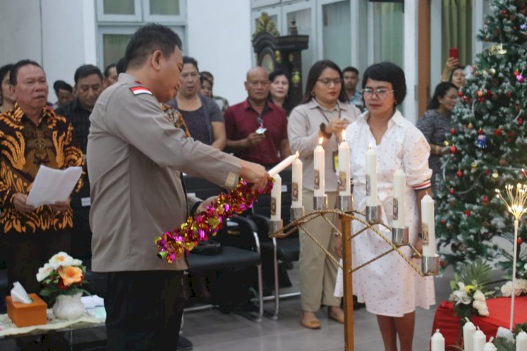 Hadiri Natal Bersama Pemkab, Kapolres Kupang : Momen  Natal Jadi Penyejuk Pemilu Damai  2024