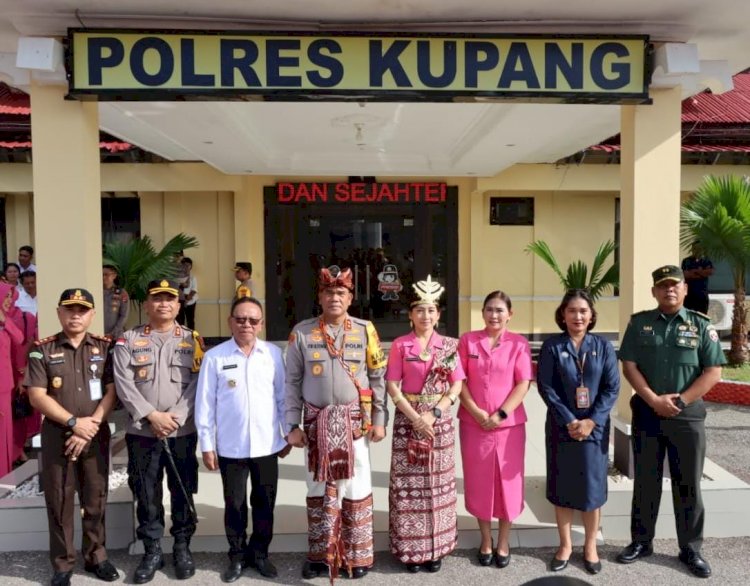 Kunjungi Polres Kupang,  Kapolda NTT Bawa Motivasi Baru Bagi Anggota