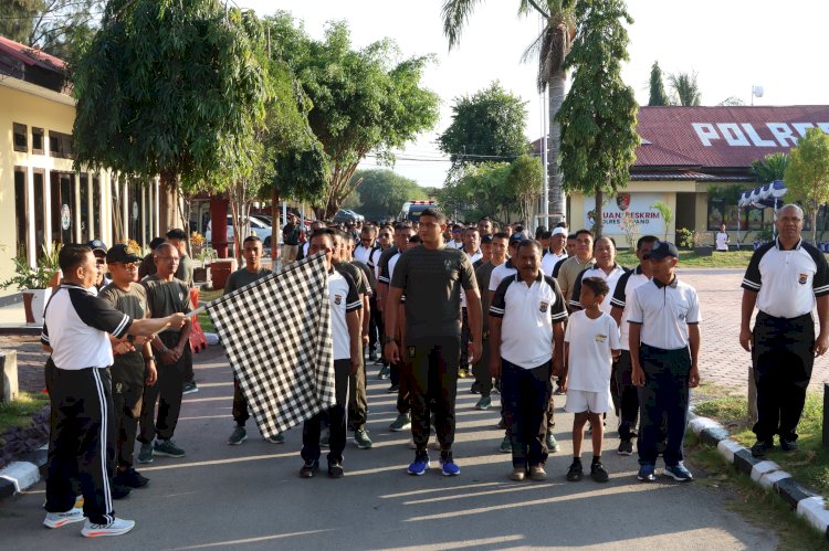 Olahraga Bersama TNI-Polri, Semarakan HUT Bhayangkara ke-78 Tahun 2024 di Polres Kupang