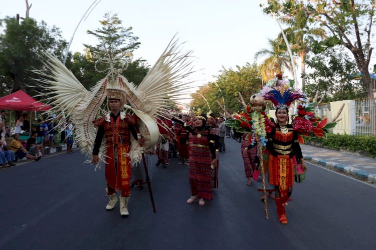 Polres Kupang Raih Juara 1 Lomba Fashion Karnaval Meriahkan HUT Bhayangkara ke-78