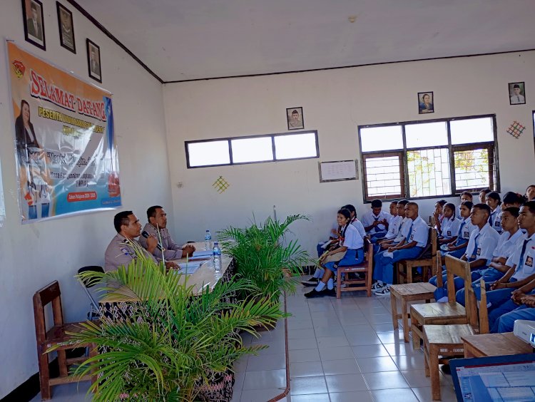 Polres Kupang Gelar Sosialisasi Napza, Seks Bebas, dan Bullying di SMAN 1 Kupang Tengah