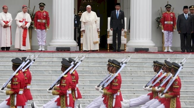 Paus Fransiskus Kagumi Indonesia, Berikut  Pidatonya Saat Diterima di Istana Negara Jakarta