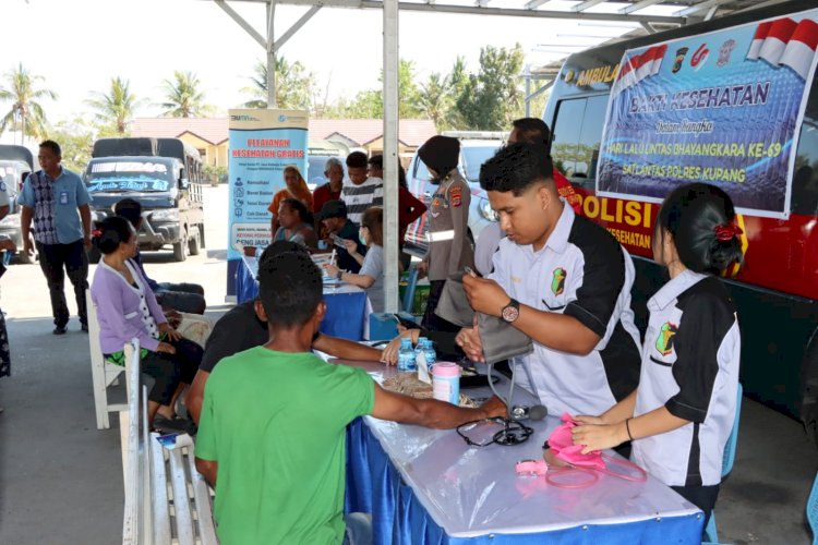 Jelang HUT ke-69, Satlantas Polres Kupang Gelar Bakti Kesehatan