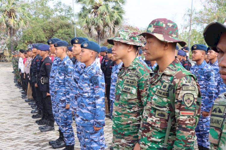 Peringati HUT TNI ke-79, Ratusan Personil TNI-POLRI Gelar Karya Bakti di Taman Doa Oebelo