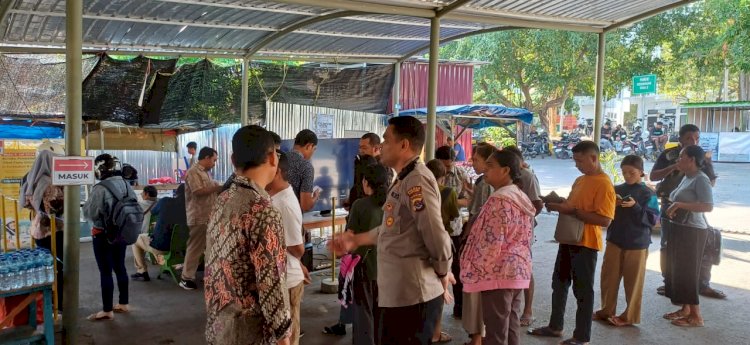 Pospol KP3 Laut Bolok Amankan Penertiban Calo Tiket Online Ferry ASDP Kupang