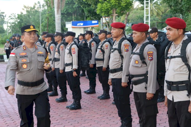 Apel Gelar Pasukan Pergeseran Pasukan, Kapolres Kupang Lepas 400 Personil untuk Amankan Pemilukada Serentak 2024