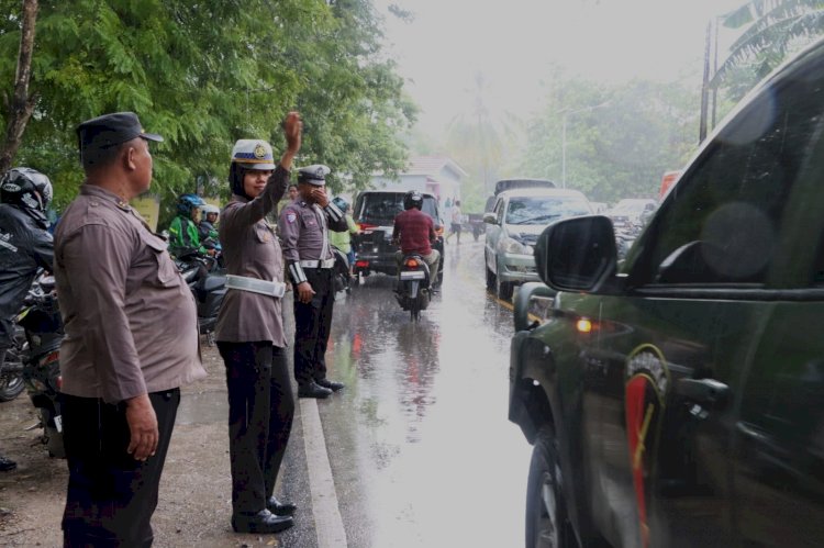 Polres Kupang Kawal Pawai Tim Kemenangan Paket Gemoy dengan Pengaturan Lalu Lintas 