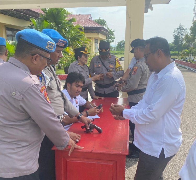 Polres Kupang Perketat Pengawasan Penggunaan Senjata Api Anggota