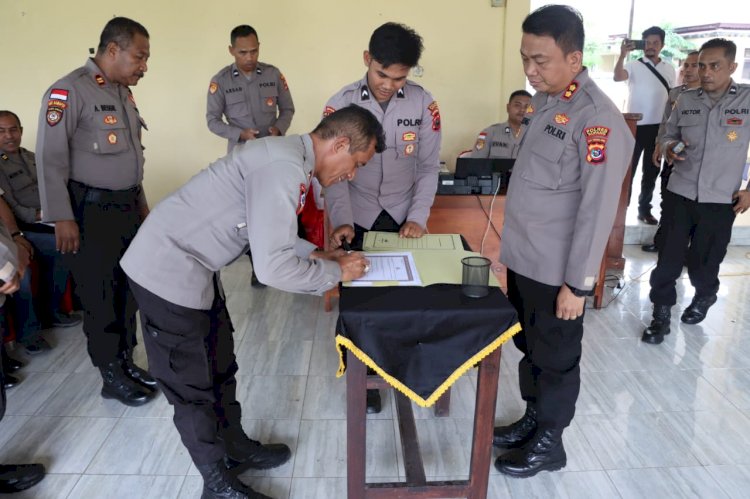 Polres Kupang Gelar Sosialisasi DIPA/RKA-KL Tahun Anggaran 2025 dan Penandatanganan Pakta Integritas