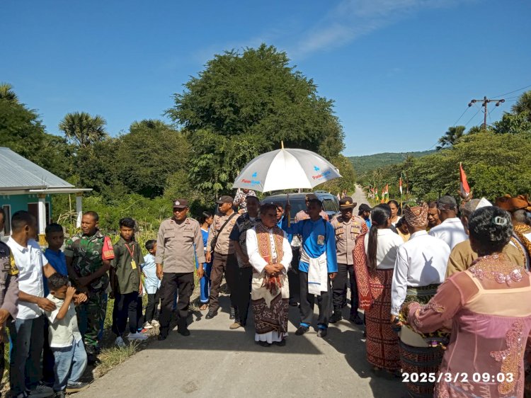 Polsek Amarasi Timur Amankan Kegiatan Pentahbisan Gereja Stasi St. Thomas Rasul Fatufuaf