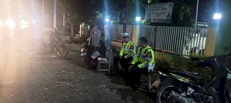 Pengamanan Sholat Taraweh oleh Polres Kupang Memasuki Hari Kedua Berjalan Aman dan Lancar