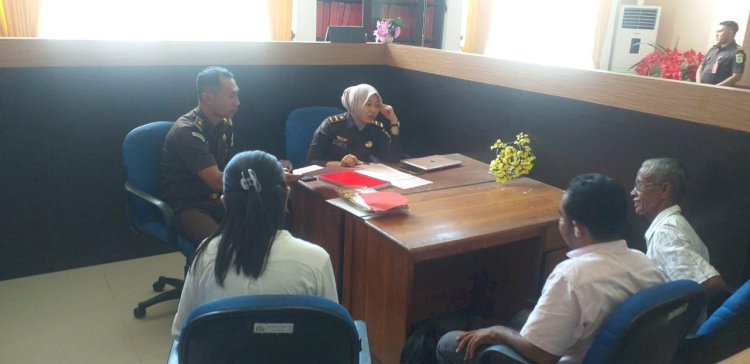 Polres Kupang Serahkan Tersangka OT dan Barang Bukti ke Kejaksaan Negeri Kabupaten Kupang