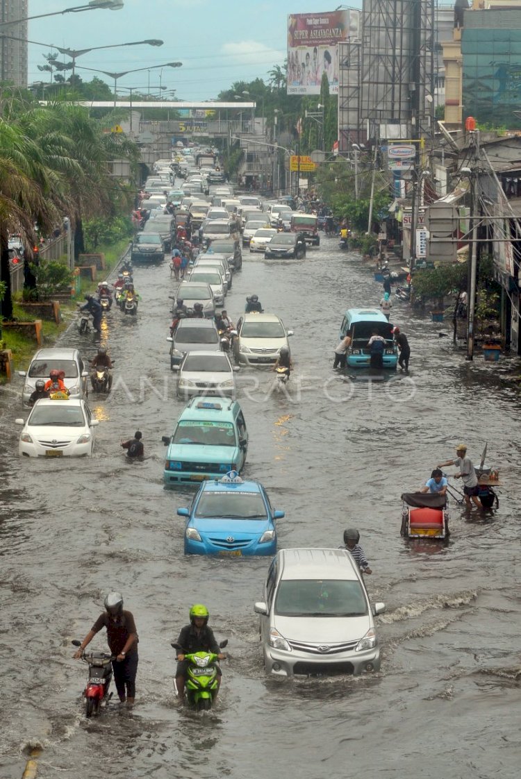 Banjir Diawal Ramadan, Teguran Alam yang Tak Bisa Diabaikan