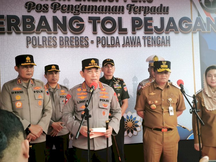 Kapolri Turun ke Posko Terpadu, Pastikan Kesiapan Personel Operasi Ketupat 2025