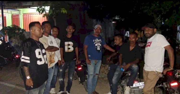 Satgas Berantas Premanisme Polres Kupang Gelar Patroli di Pasar Oesao